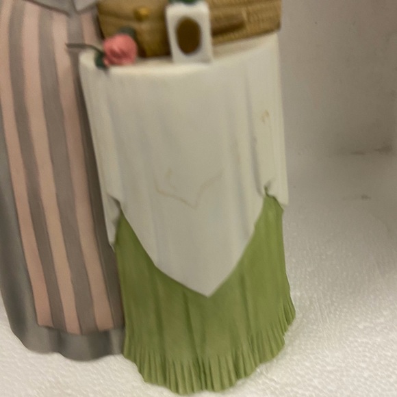 Vintage Avon decor - Picture 12 of 16